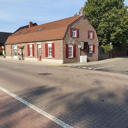 B&B Le Jardin Pelt Bagian luar foto