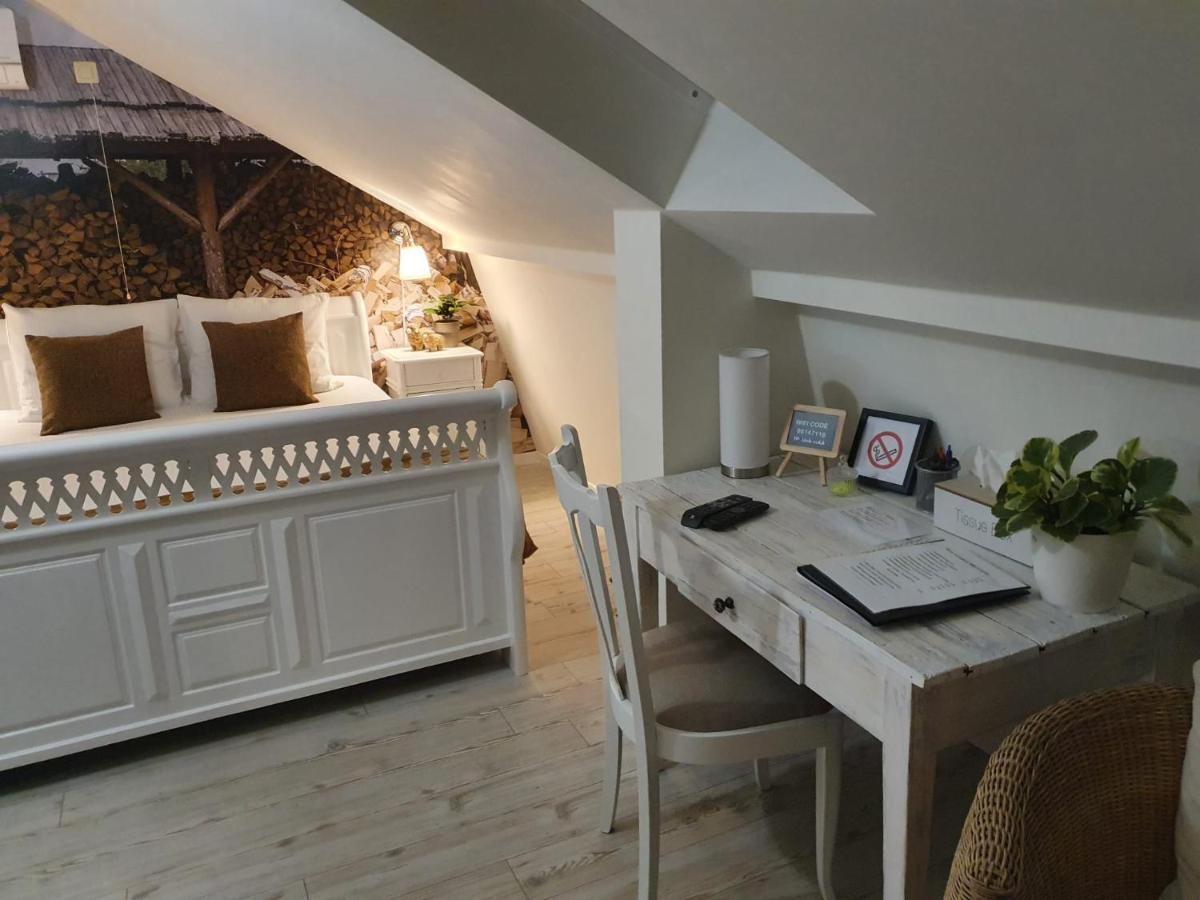 B&B Le Jardin Pelt Bagian luar foto