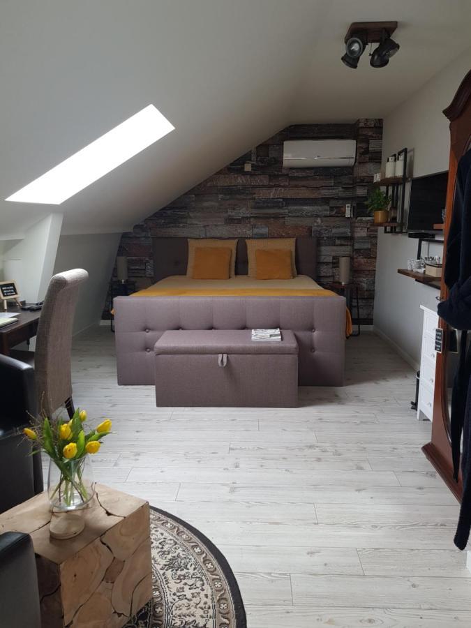 B&B Le Jardin Pelt Bagian luar foto